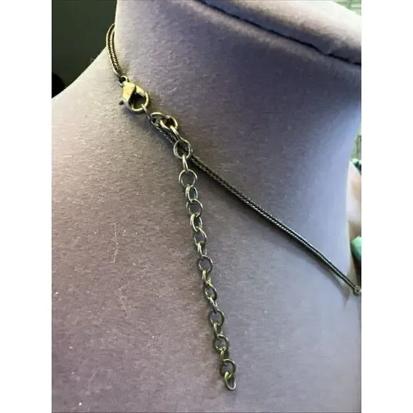 Southwestern Bold Statement Chunky Artisan Wired Faux Turquoise Necklace - Picture 4 of 4